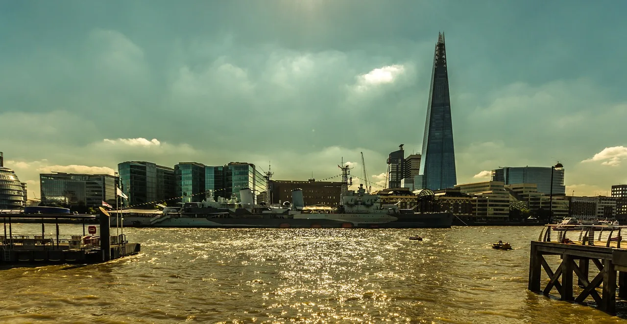 shard, night sky, london, city, uk, architecture, england, thames, landmark, famous, building, europe, tower, capital, river, urban, skyline, business, english, sky, travel, britain, glass, office, tourism, british, modern, united, nature, blue sky, night, dusk, view, kingdom, blue, sunset, reflection