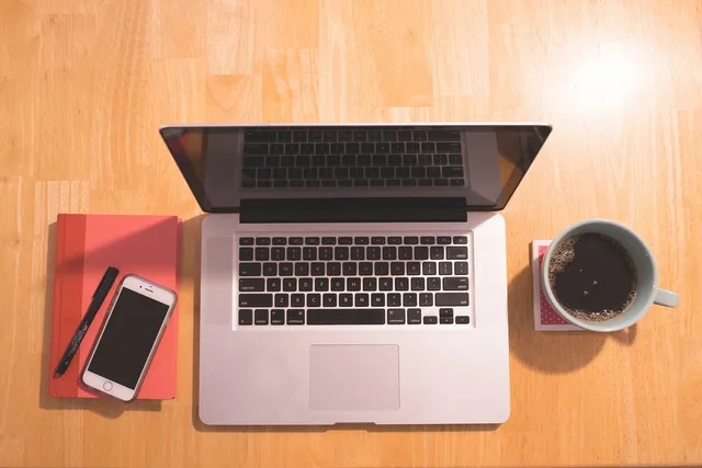 notebook, pen, phone, computer, laptop, macbook, browser, coffee, study, business, work, computer, computer, computer, browser, study, study, study, study, study. LinkedIn brand monitoring: what UK B2B marketers should track